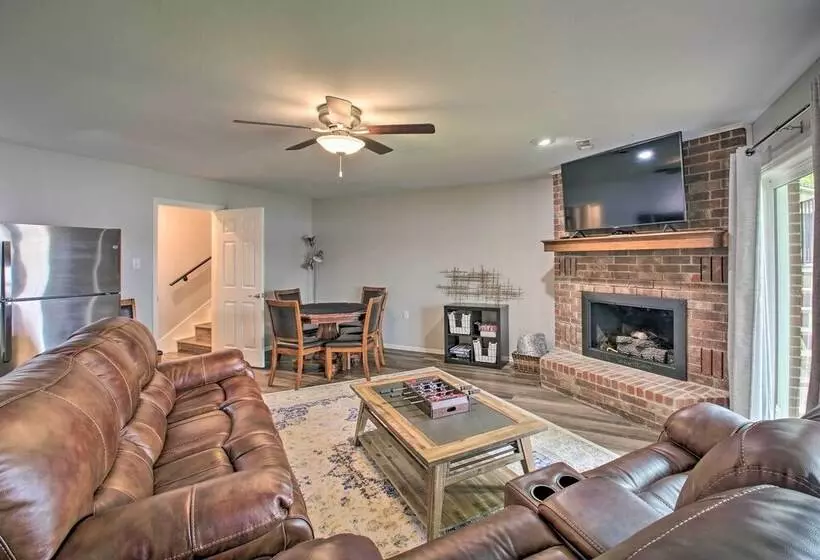 Spacious Hot Springs Home W/ Dock On Lake Hamilton