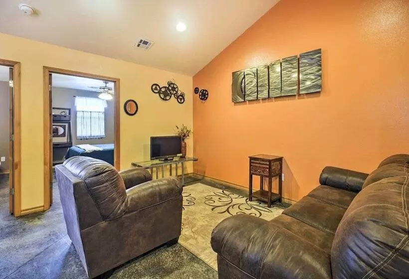 The Bunkhouse At Rolling Meadows Ranch W/ Grill!