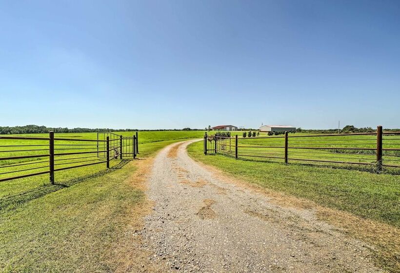 The Bunkhouse At Rolling Meadows Ranch W/ Grill!