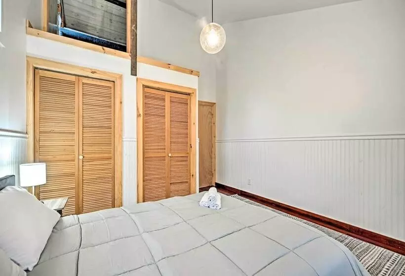 Upstate Hideaway By Hiking & Hunter Mountain!