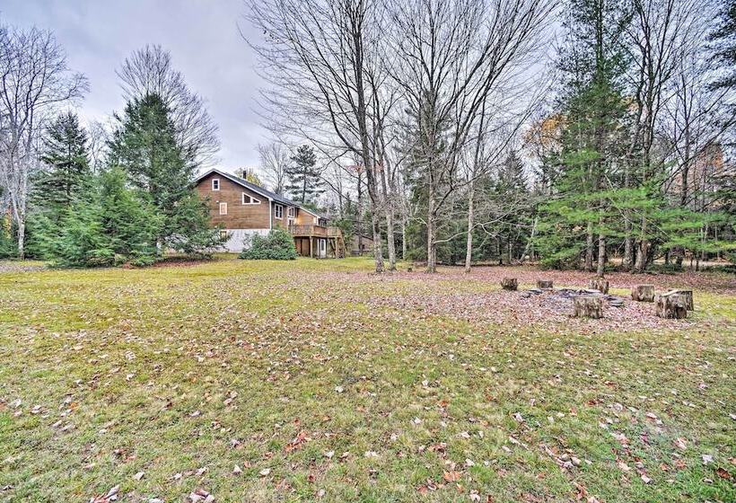 Upstate Hideaway By Hiking & Hunter Mountain!