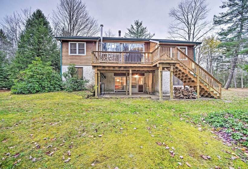 Upstate Hideaway By Hiking & Hunter Mountain!