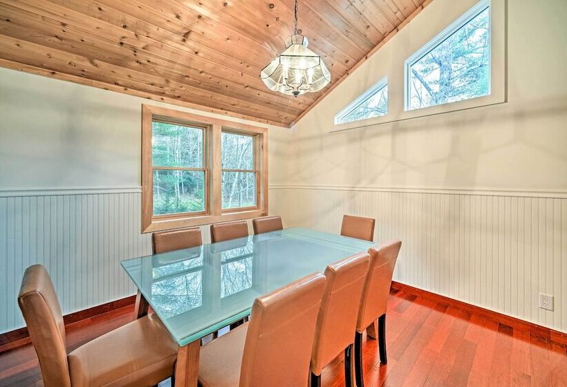 Upstate Hideaway By Hiking & Hunter Mountain!