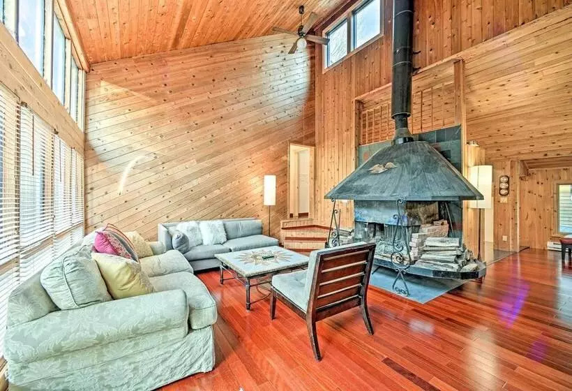 Upstate Hideaway By Hiking & Hunter Mountain!