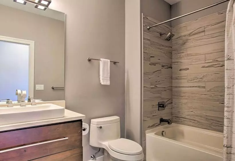 Waterfront Silver Lake Home W/ Private 40 Dock!