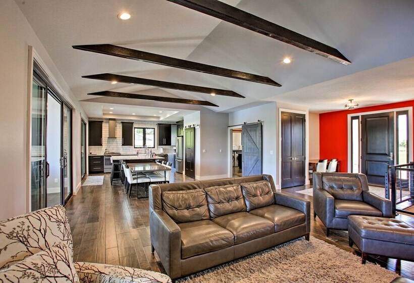 Waterfront Silver Lake Home W/ Private 40 Dock!