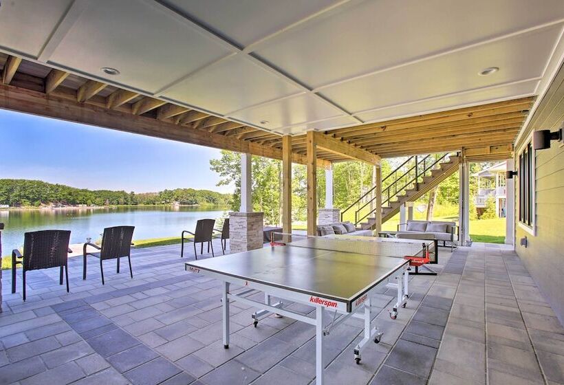 Waterfront Silver Lake Home W/ Private 40 Dock!