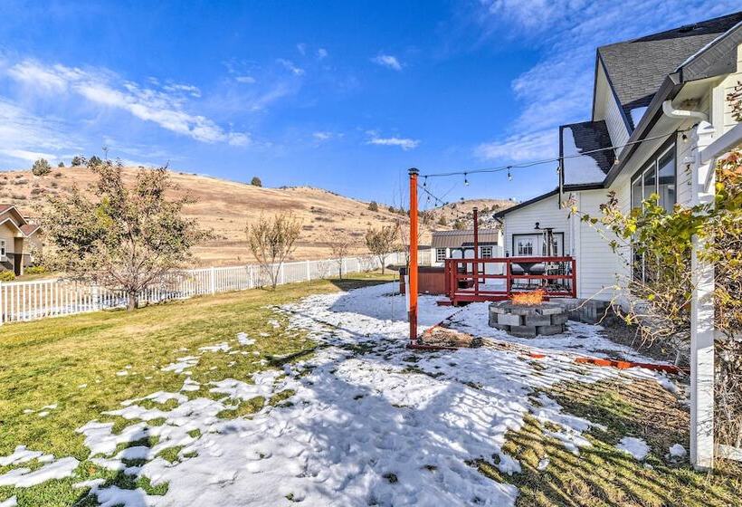 Alluring Home W/ Fire Pit < 1/2 Mi To Oit!