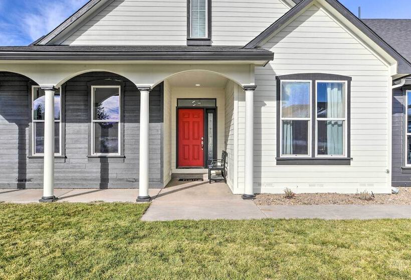 Alluring Home W/ Fire Pit < 1/2 Mi To Oit!