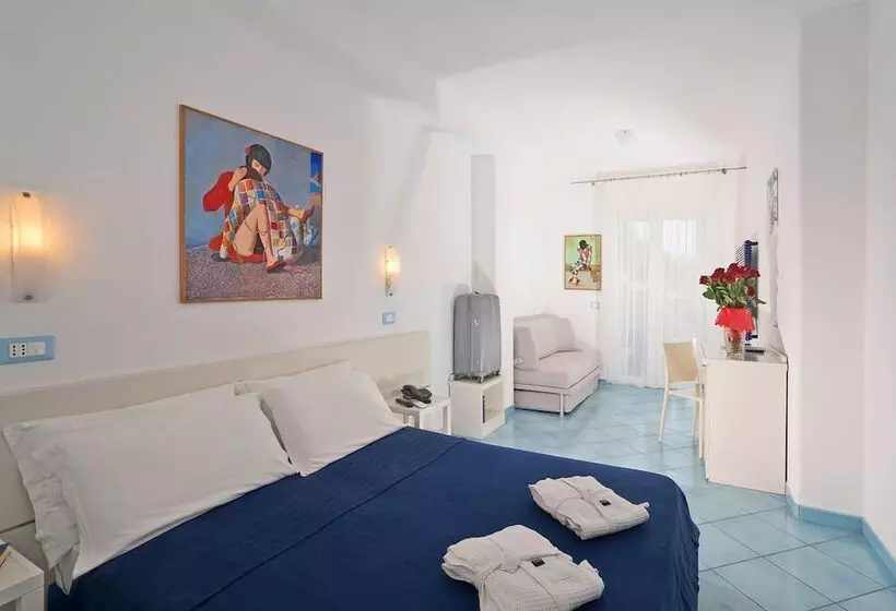 Room In B&b   Ischia, Forio With A Breathtaking View, Above The Poseidon Gardens For 5 People