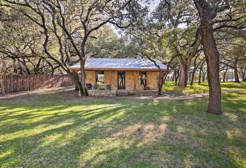Blanco Riverfront Historic Home, 3 Mi To Downtown!