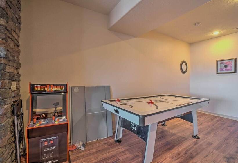 Branson Group Getaway: 2 Mi To Silver Dollar City!