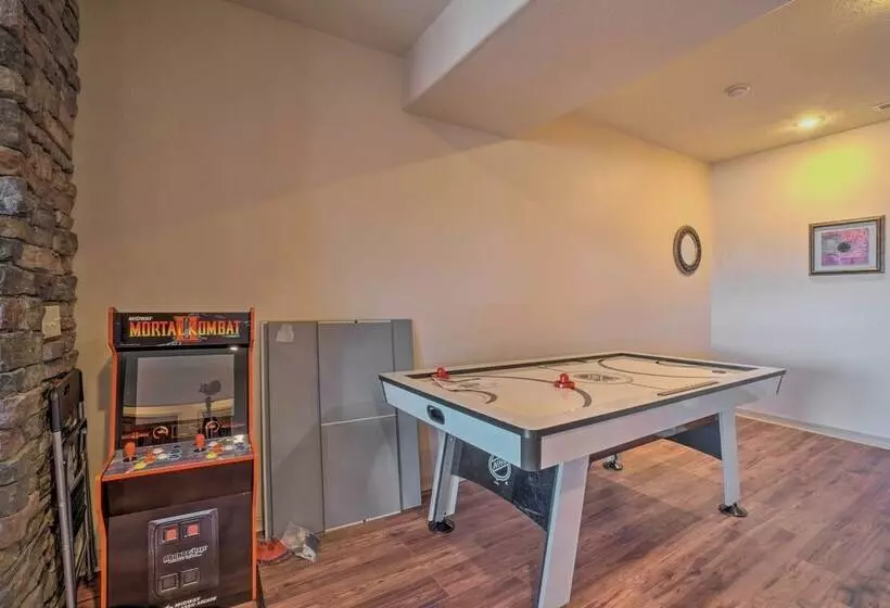 Branson Group Getaway: 2 Mi To Silver Dollar City!