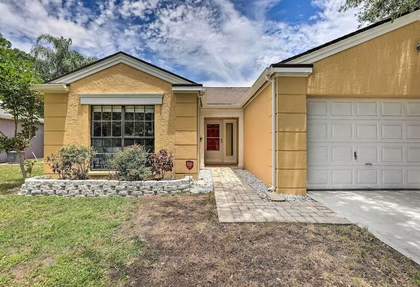 Lanai & Pond At Tranquil Bradenton Retreat!