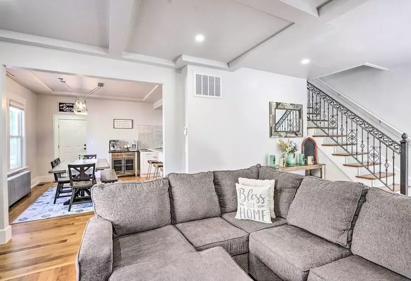 Charming Downtown Fruita Home: Hike & Explore