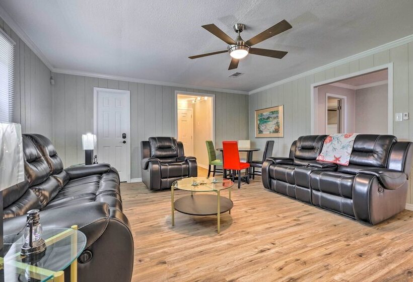 Charming Gulfport Home ~ 2 Mi To Marina