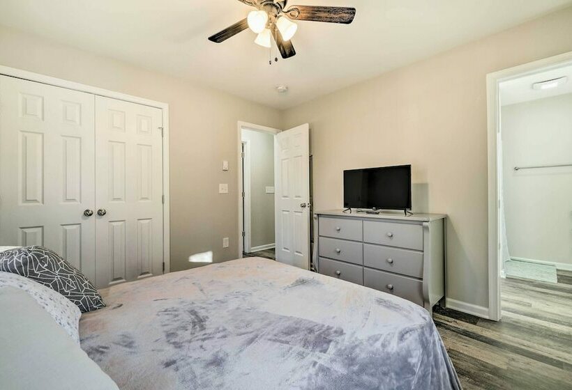 Charming Tobyhanna Home: Game Room, Fireplace