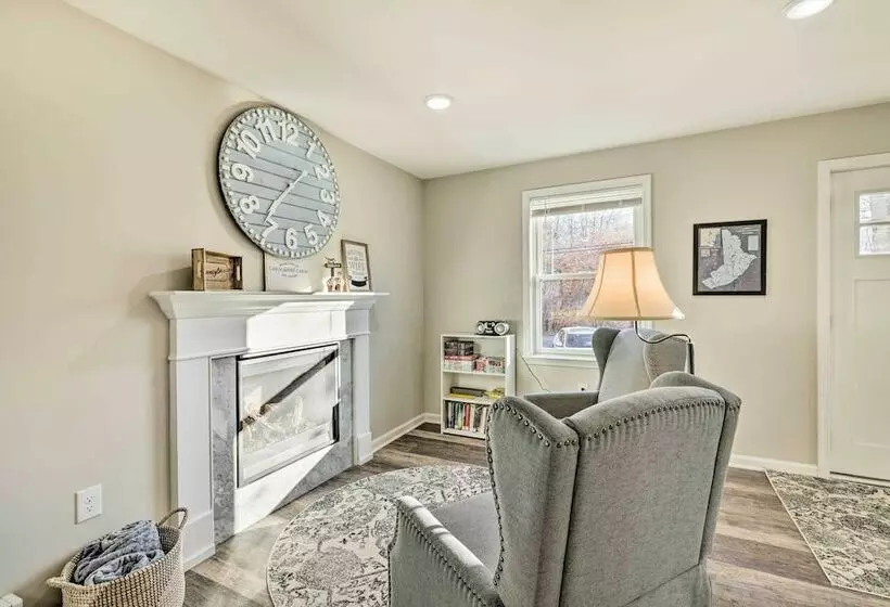 Charming Tobyhanna Home: Game Room, Fireplace