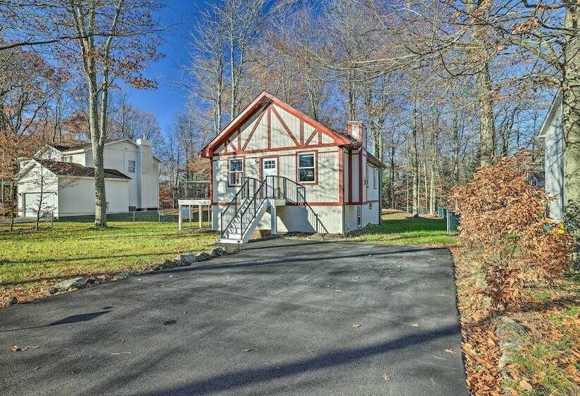 Charming Tobyhanna Home: Game Room, Fireplace