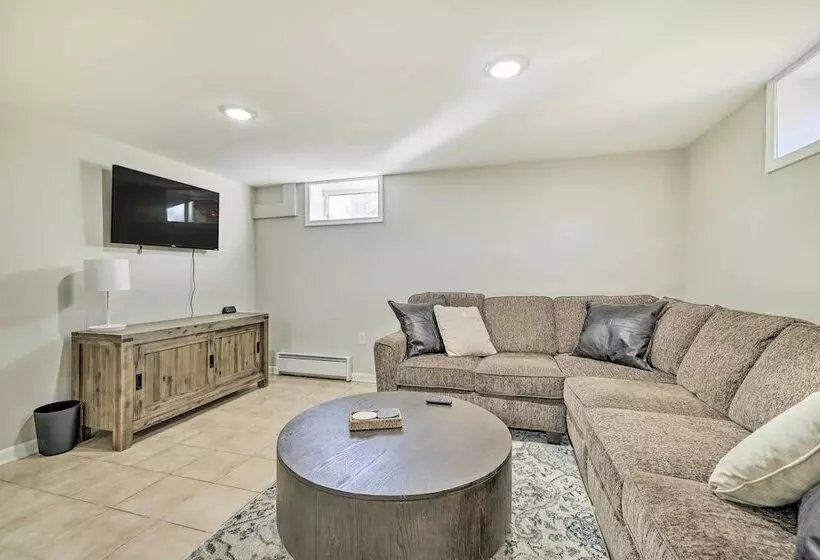 Charming Tobyhanna Home: Game Room, Fireplace