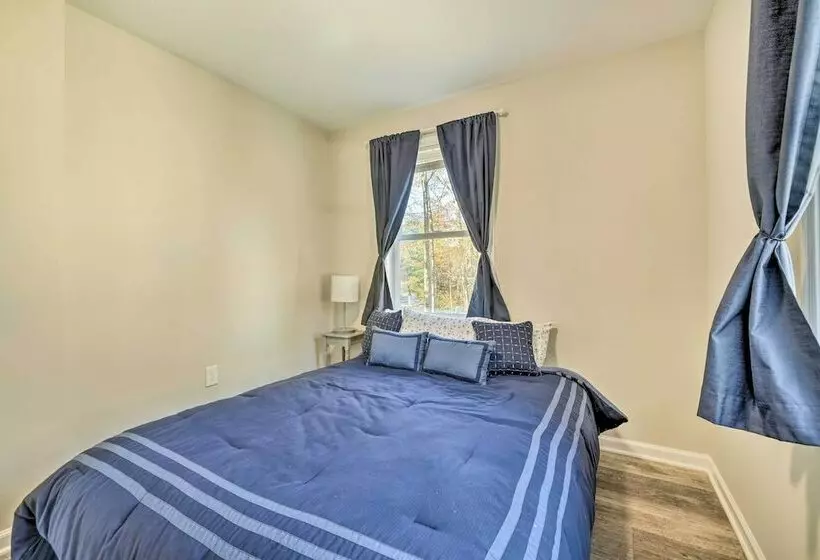 Charming Tobyhanna Home: Game Room, Fireplace