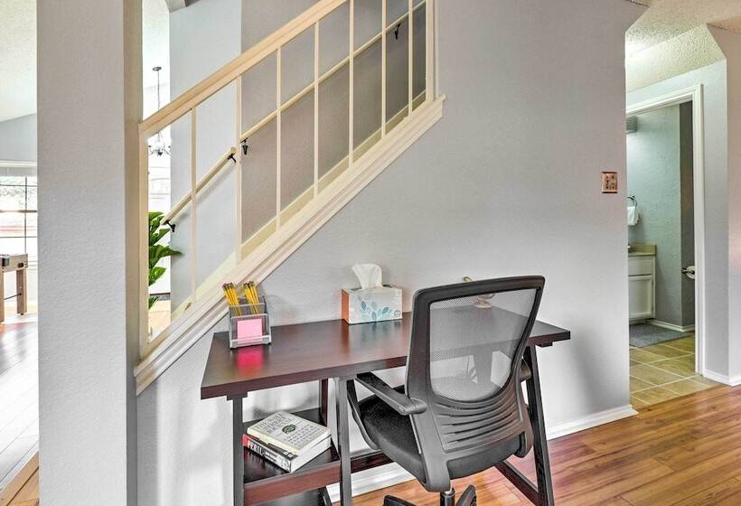 Austin Vacation Rental W/ Yard ~ 14 Mi To Downtown