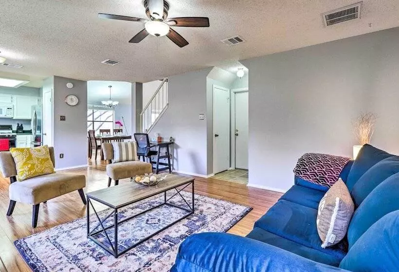 Austin Vacation Rental W/ Yard ~ 14 Mi To Downtown