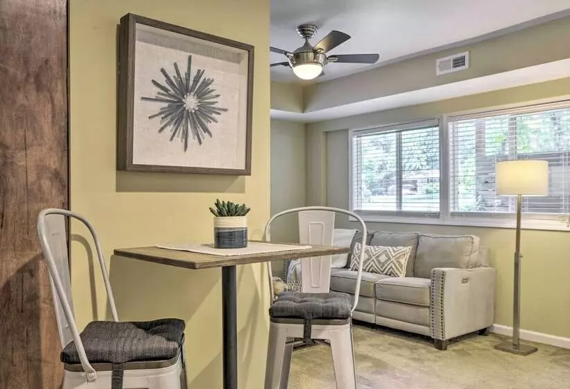 Cozy Pittsboro Escape   Hike, Dine, Explore!