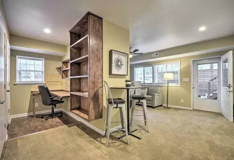 Cozy Pittsboro Escape   Hike, Dine, Explore!