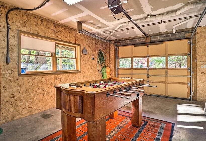 Creekside Retreat   Mins To Slopes & Trails!