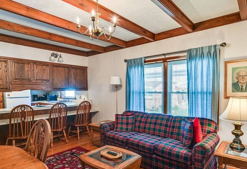 Downtown Paintsville Vacation Rental!