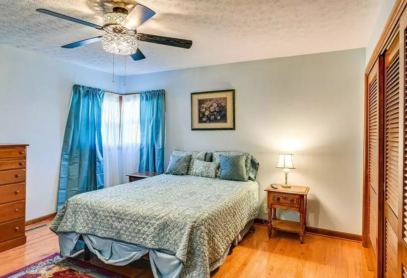 Downtown Paintsville Vacation Rental!