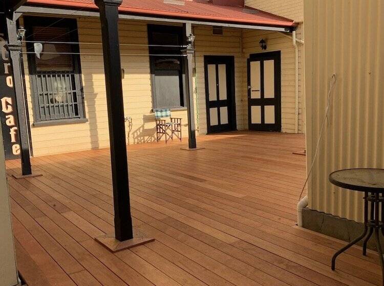 Exchange Hotel Beaconsfield