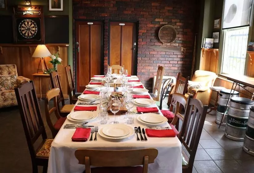 Exchange Hotel Beaconsfield