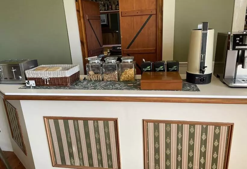 Exchange Hotel Beaconsfield