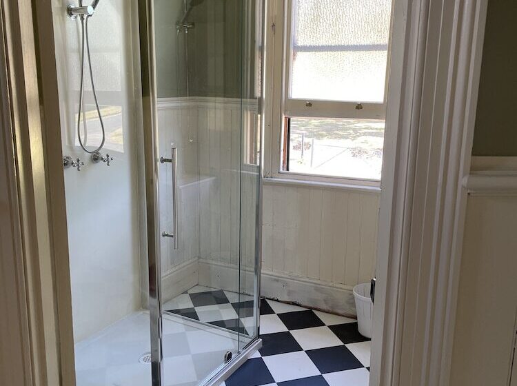 Exchange Hotel Beaconsfield