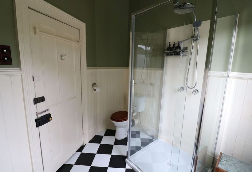 Exchange Hotel Beaconsfield