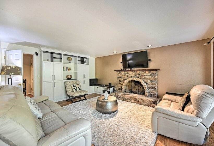 Family Friendly Redmond Home W/ Spacious Deck