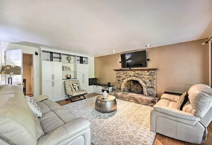 Family Friendly Redmond Home W/ Spacious Deck
