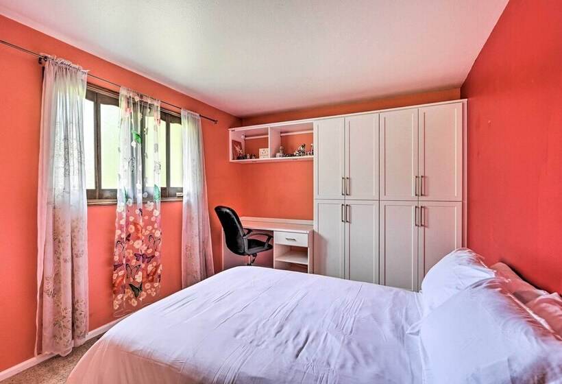 Family Friendly Redmond Home W/ Spacious Deck