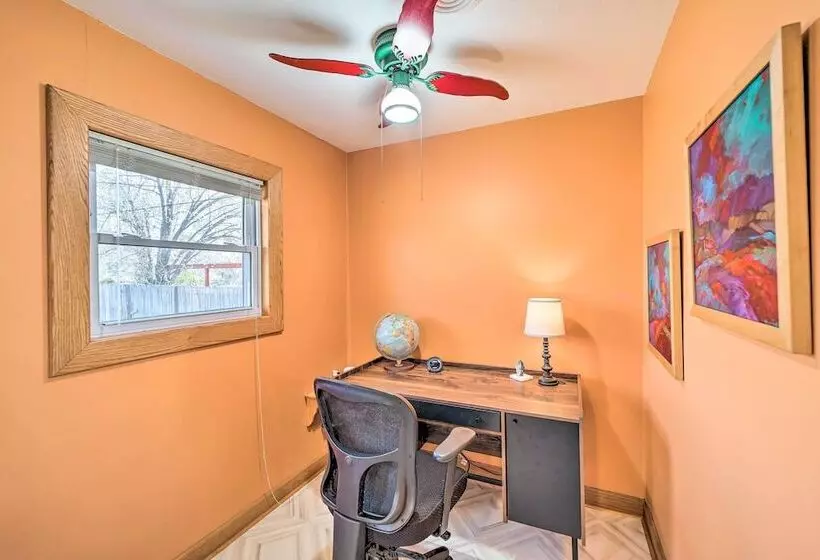 Family Friendly Sallisaw Home W/ Large Yard!