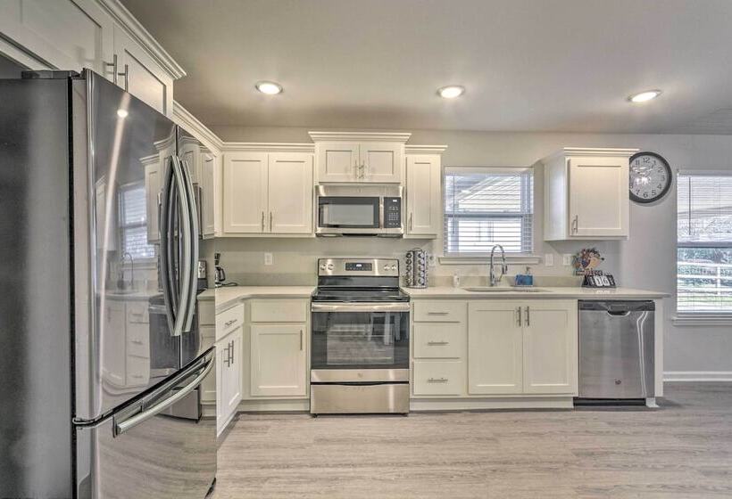 Family Home ~ 5 Mi To Downtown Little Rock!