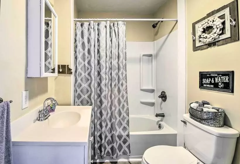 Farmhouse: Close To Norris Lake & Atv Trails!