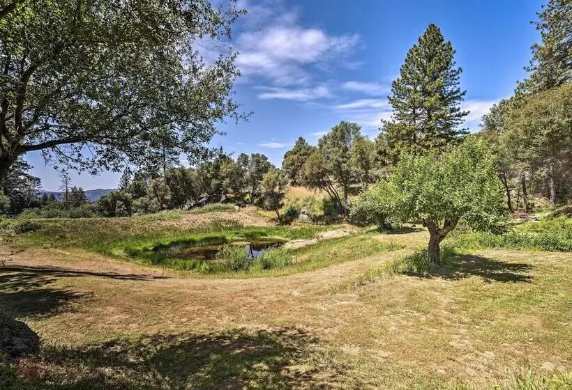 Historic Mariposa Stagecoach Stop W/ Gas Fire Pit!