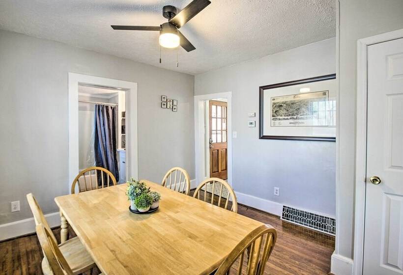 Historic Staunton Home ~ 1 Mi To Downtown!