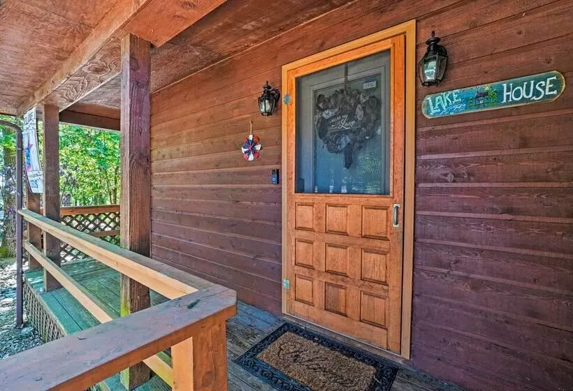 Home W/ Large Deck On Table Rock Lake!