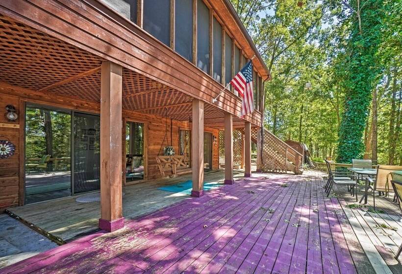 Home W/ Large Deck On Table Rock Lake!