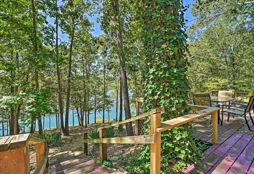 Home W/ Large Deck On Table Rock Lake!