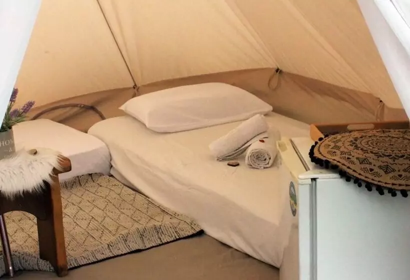 Hotelli Queens Luxury Glamping