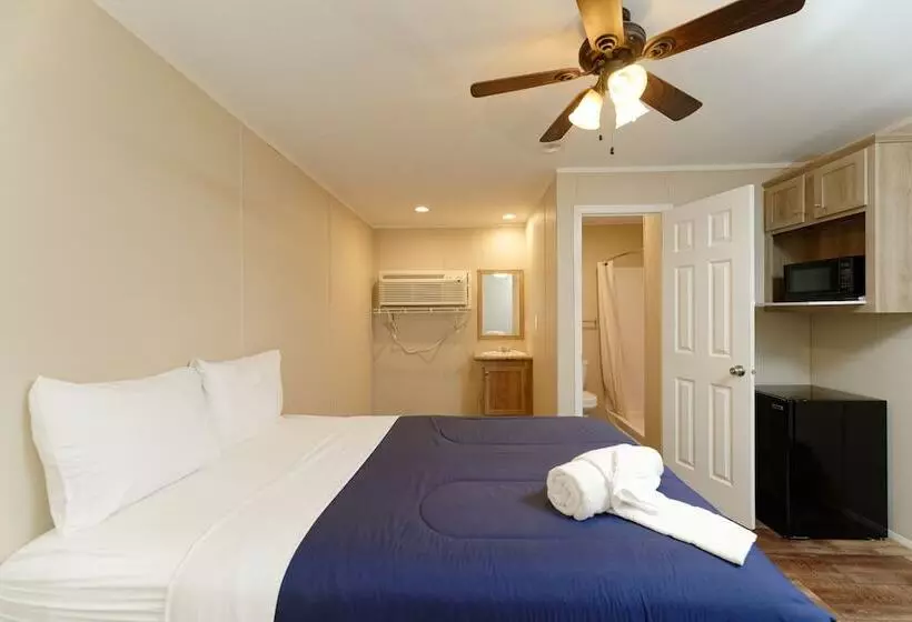 ホテル Target Hospitality   Big Spring Lodge